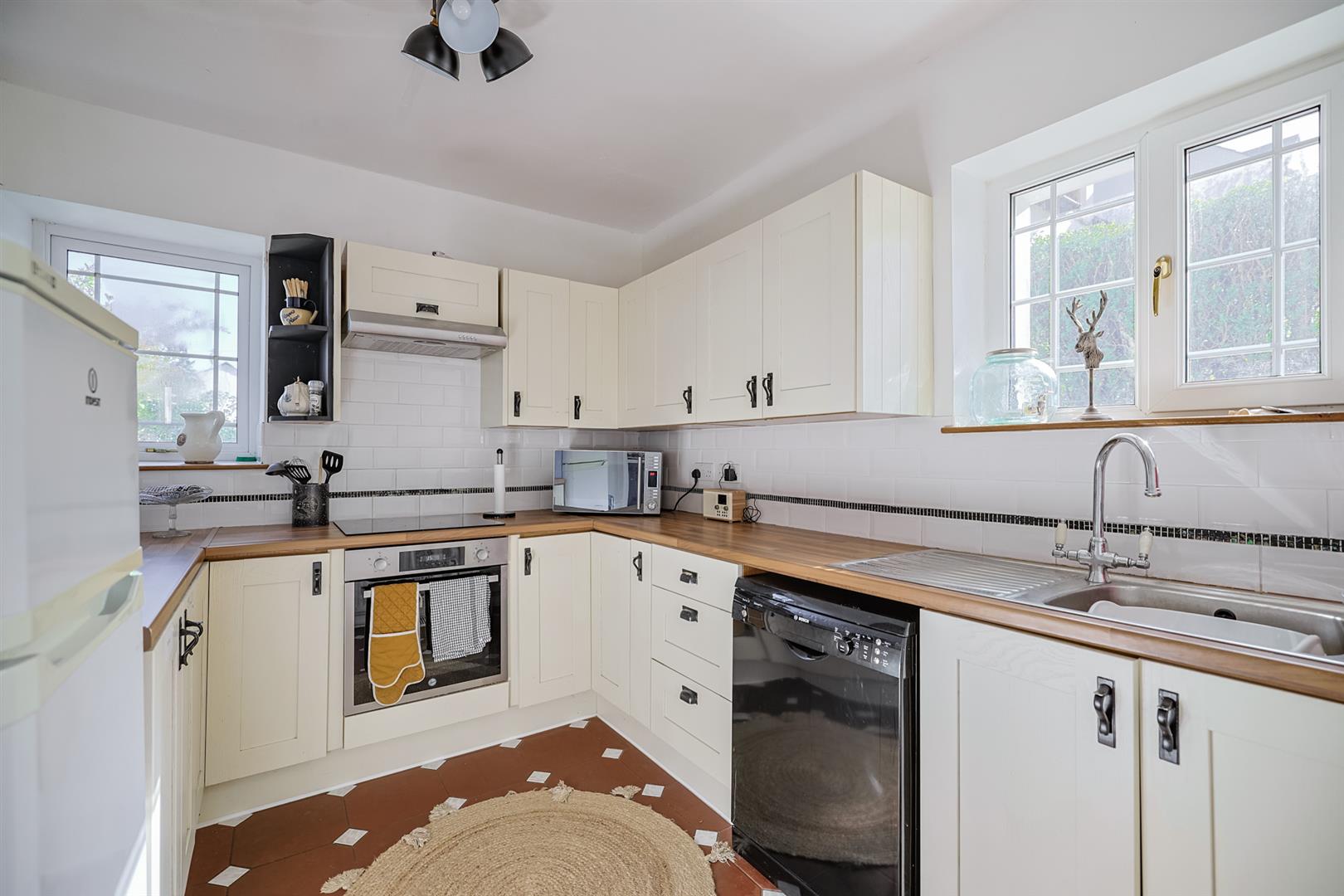 Milan House & Cottage, Overton Lane, Port Eynon, Swansea, SA3 1NR